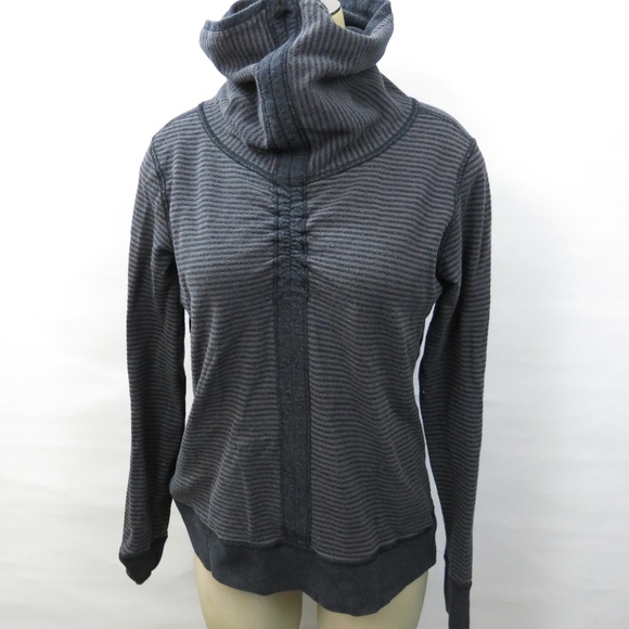 turtleneck lululemon